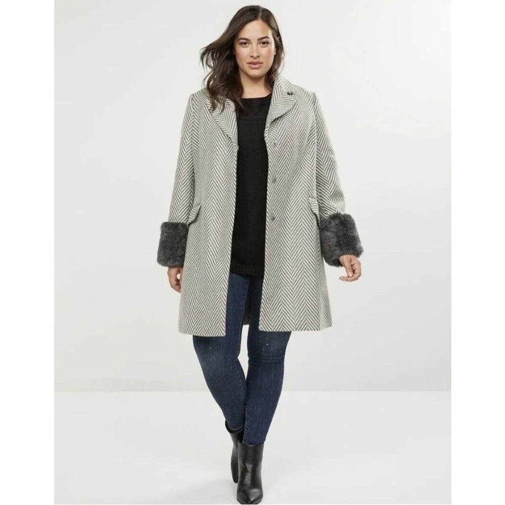 Lane Bryant NEW Herringbone Coat With Faux Fur Cuffs Size 18/20 - Picture 1 of 4